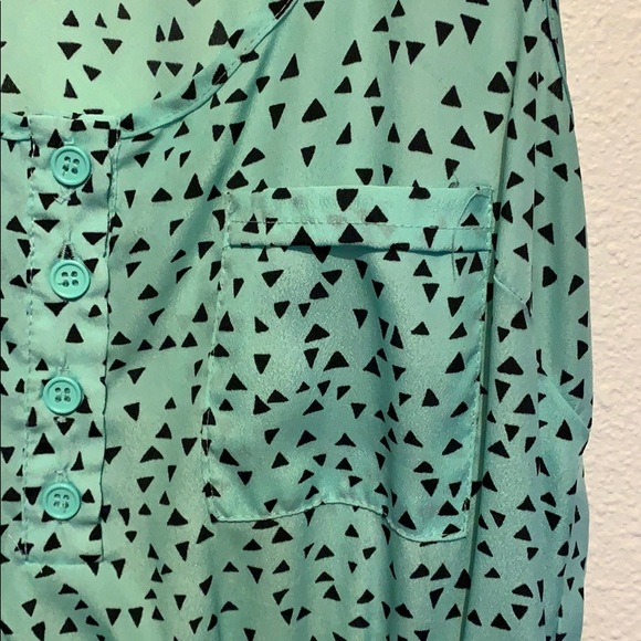 Teal dress with triangles - Picture 2 of 4